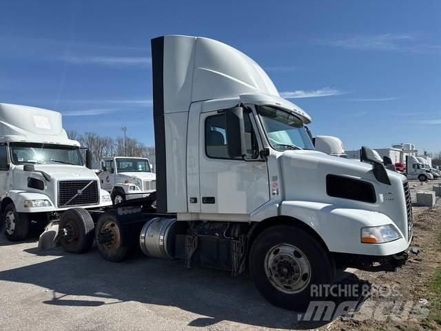 Volvo VNM 曳引機組件