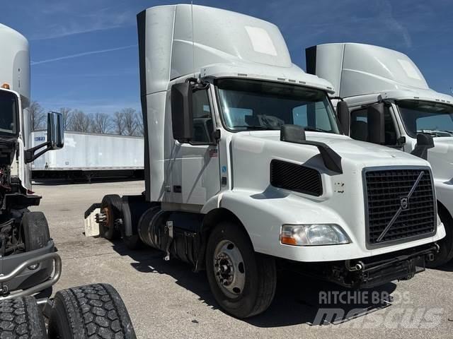 Volvo VNM 曳引機組件