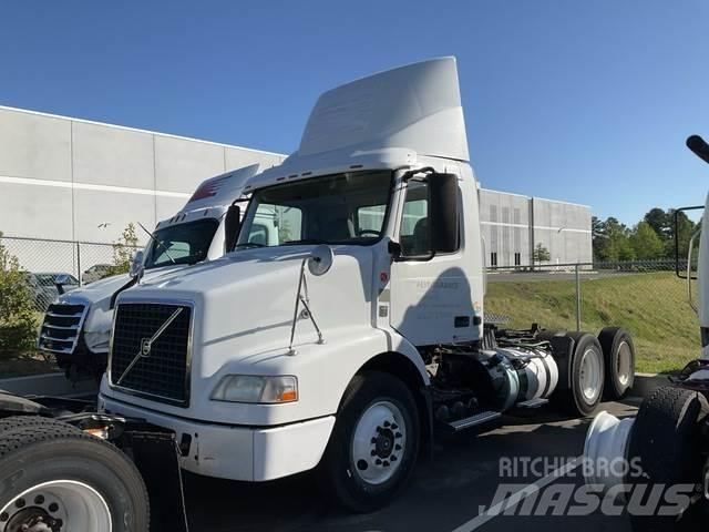 Volvo VNM 曳引機組件