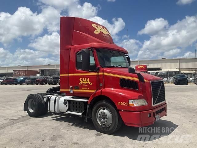 Volvo VNM 曳引機組件