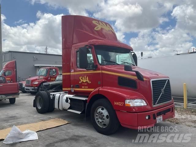 Volvo VNM 曳引機組件