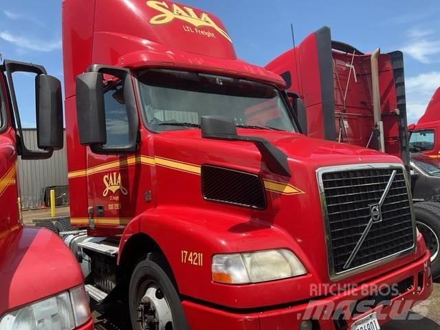 Volvo VNM 曳引機組件