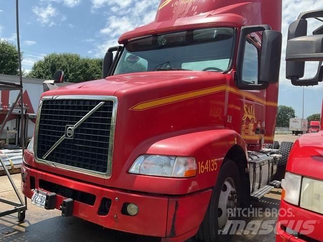 Volvo VNM 曳引機組件