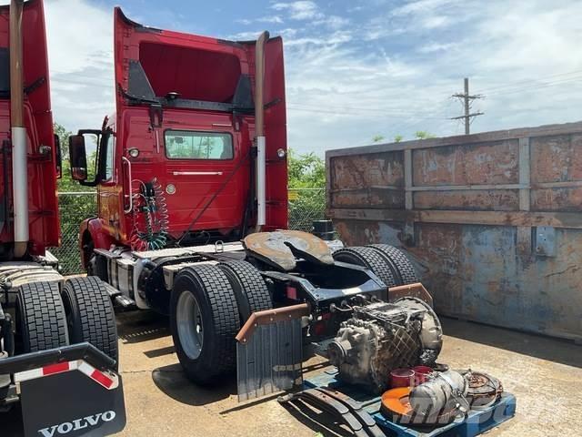 Volvo VNM 曳引機組件
