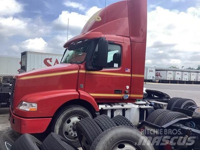 Volvo VNM 曳引機組件
