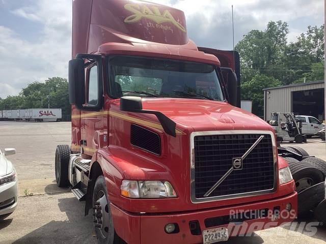 Volvo VNM 曳引機組件