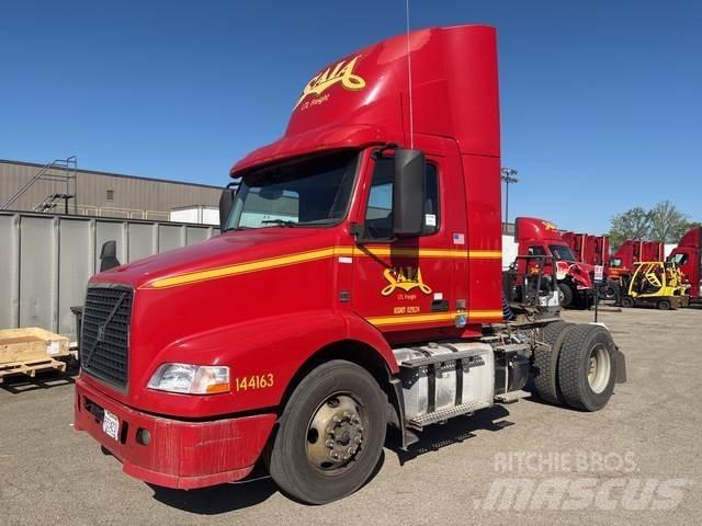 Volvo VNM 曳引機組件