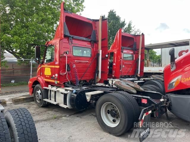 Volvo VNM 曳引機組件