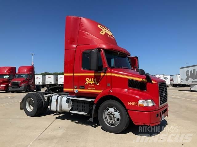 Volvo VNM 曳引機組件