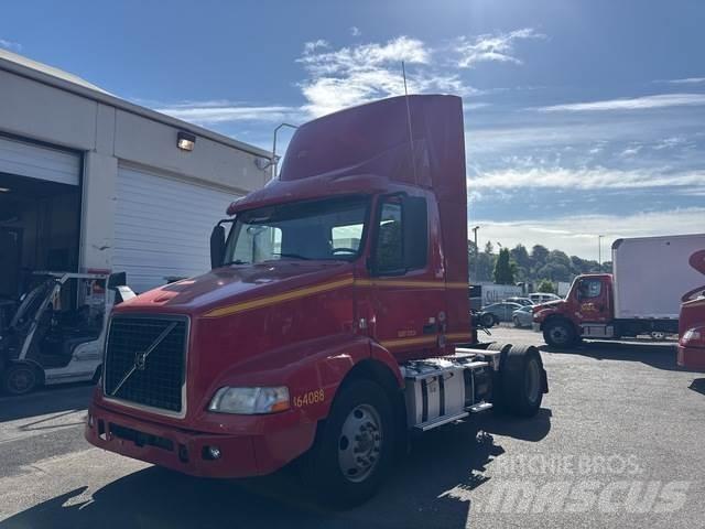 Volvo VNM 曳引機組件