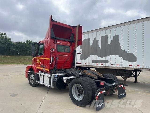 Volvo VNM 曳引機組件