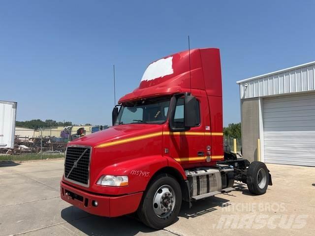 Volvo VNM 曳引機組件