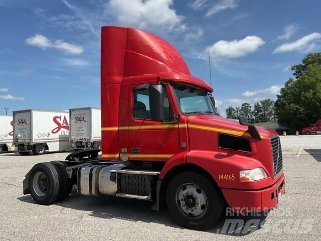 Volvo VNM 曳引機組件
