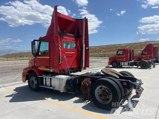 Volvo VNM 曳引機組件