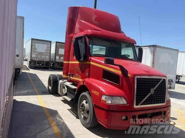 Volvo VNM 曳引機組件