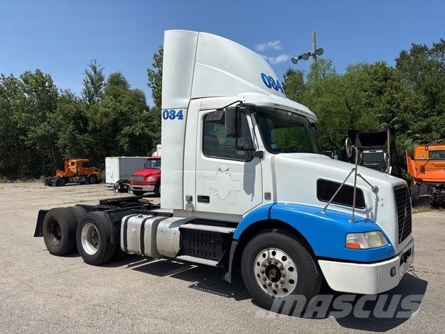 Volvo VNM 曳引機組件