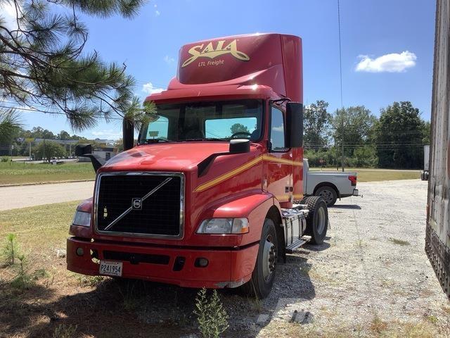 Volvo VNM 曳引機組件