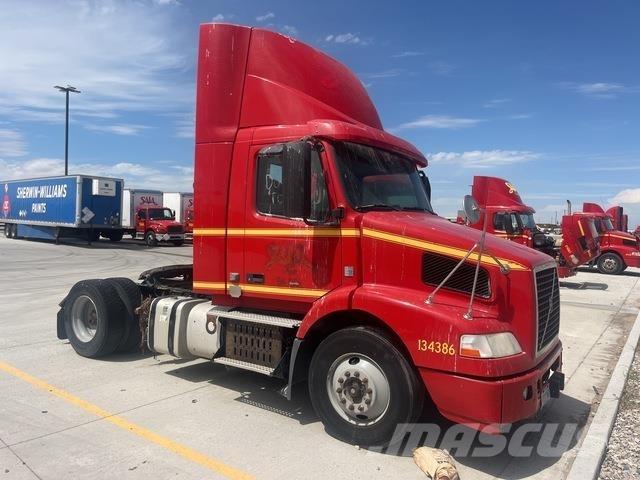 Volvo VNM 曳引機組件
