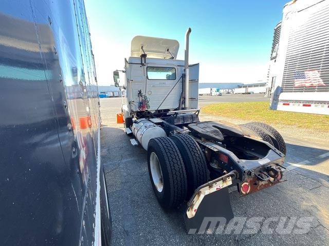 Volvo VNM 曳引機組件