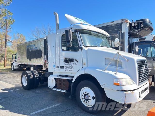 Volvo VNM 曳引機組件