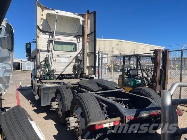 Volvo VNM 曳引機組件