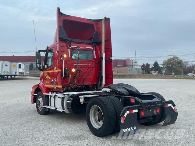 Volvo VNM 曳引機組件