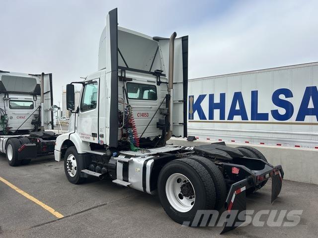 Volvo VNM 曳引機組件