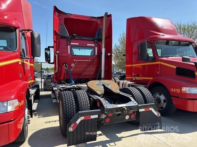 Volvo VNM42T 曳引機組件