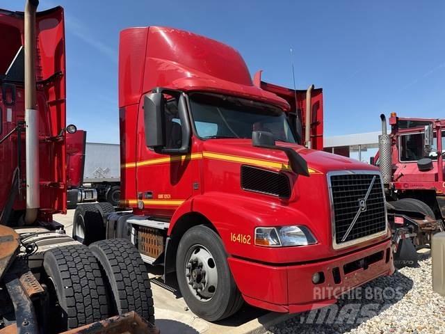 Volvo VNM42T 曳引機組件