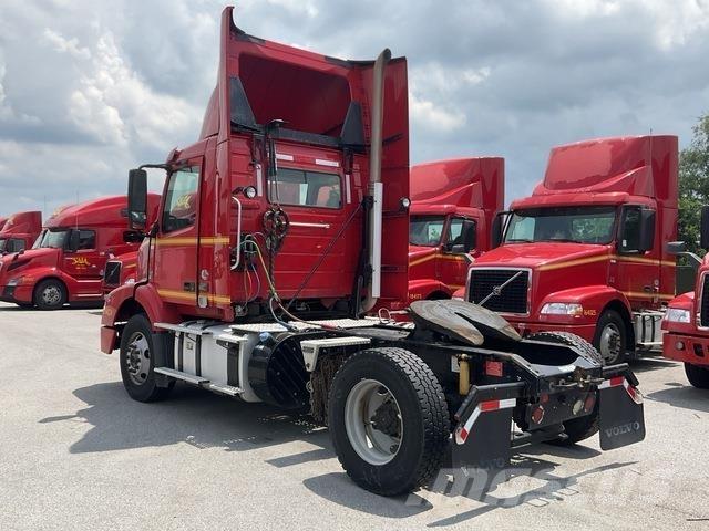 Volvo VNM42T 曳引機組件