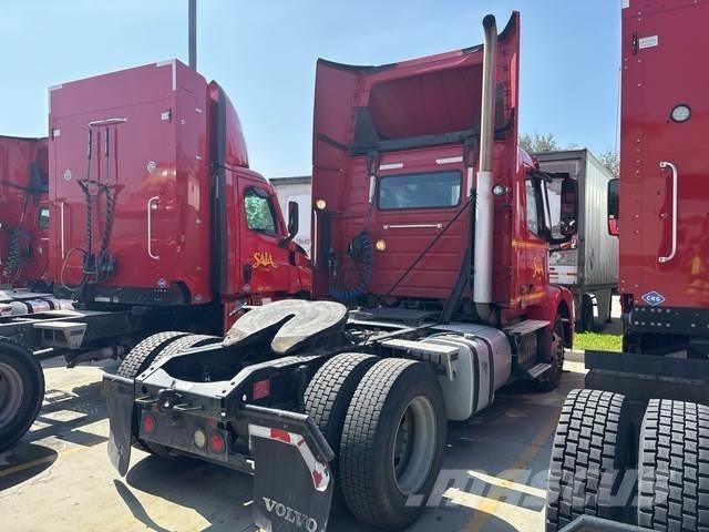 Volvo VNM42T 曳引機組件