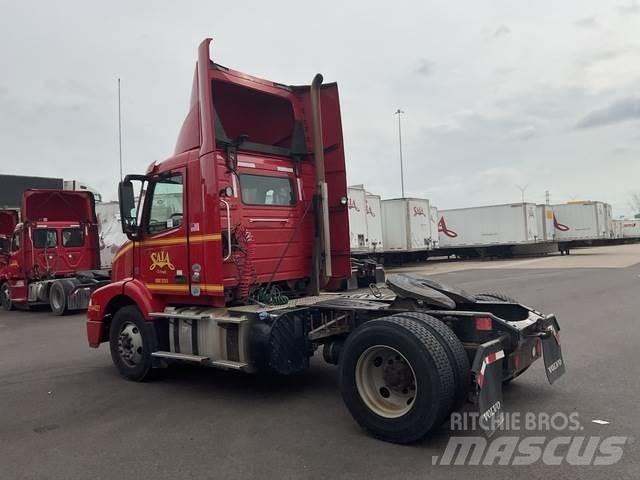 Volvo VNM42T 曳引機組件