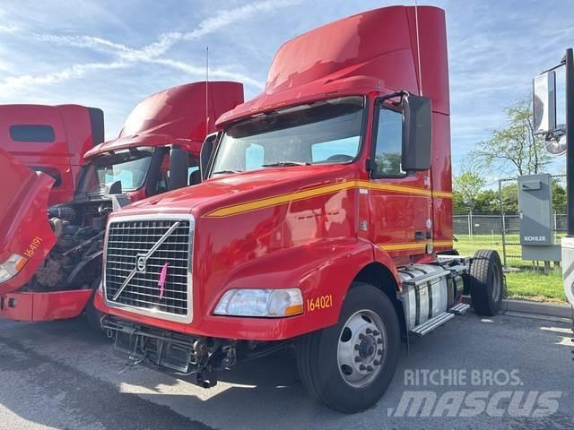 Volvo VNM42T 曳引機組件