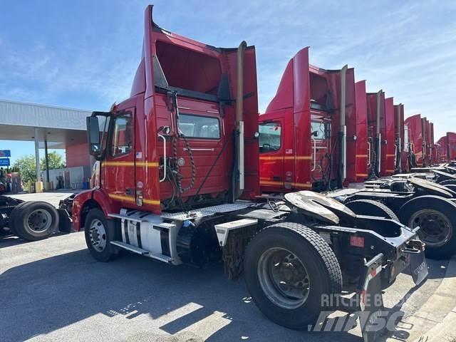 Volvo VNM42T 曳引機組件