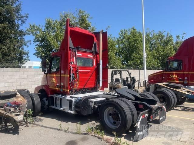 Volvo VNM42T 曳引機組件