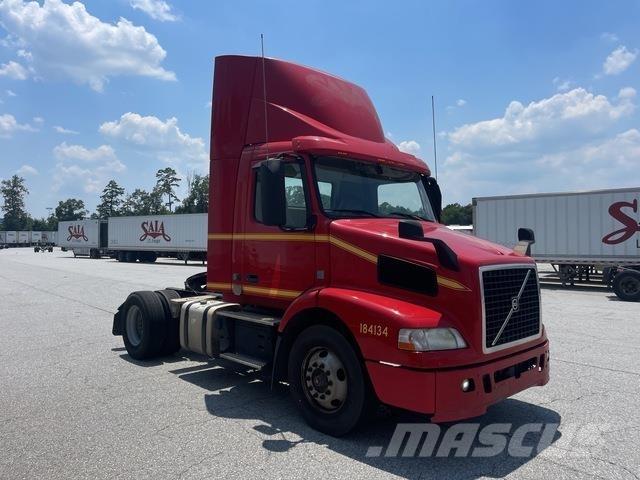 Volvo VNM42T 曳引機組件