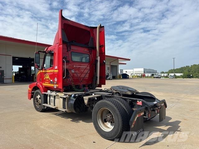 Volvo VNM42T 曳引機組件