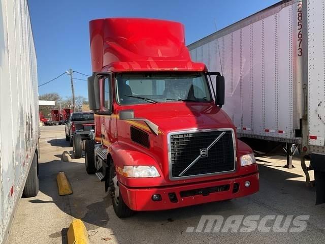Volvo VNM42T 曳引機組件