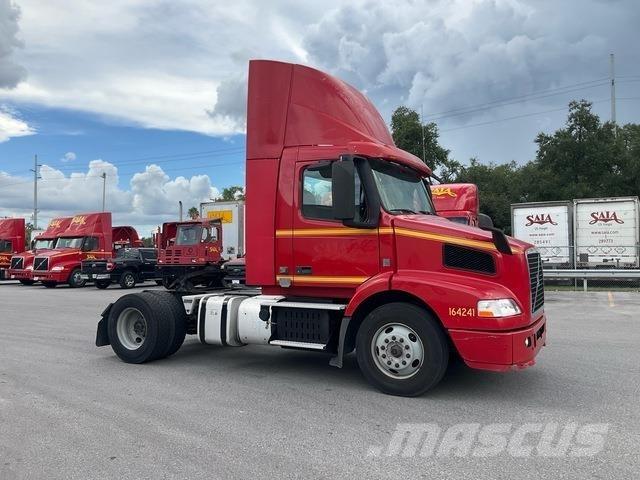 Volvo VNM42T 曳引機組件