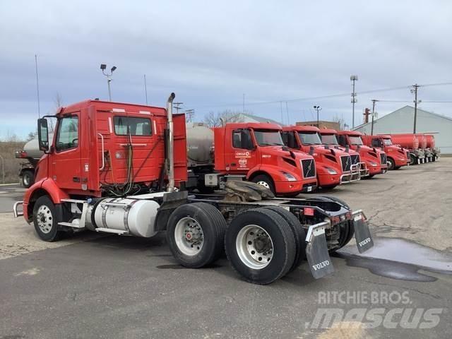 Volvo VNR 曳引機組件