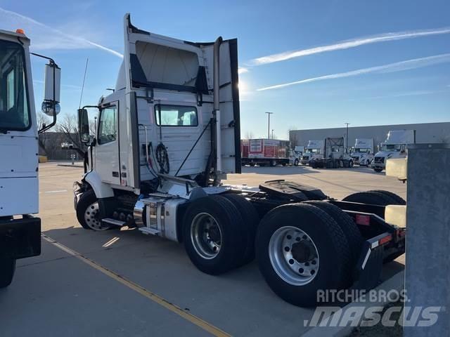 Volvo VNR 曳引機組件