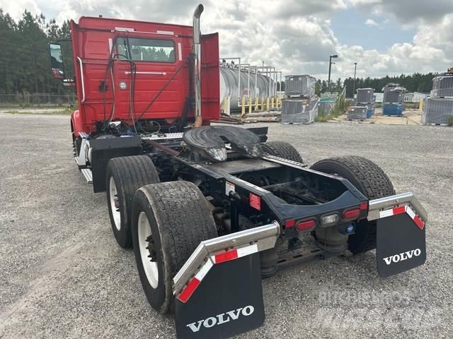 Volvo VNR 曳引機組件