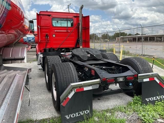 Volvo VNR 曳引機組件