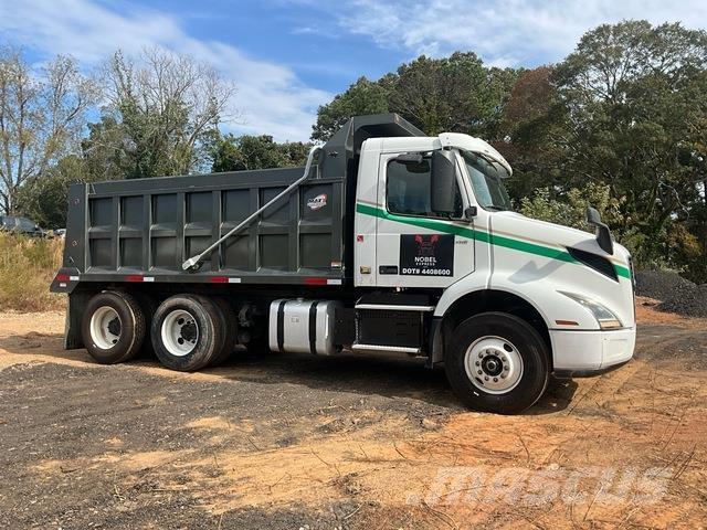 Volvo VNR 傾卸式卡車