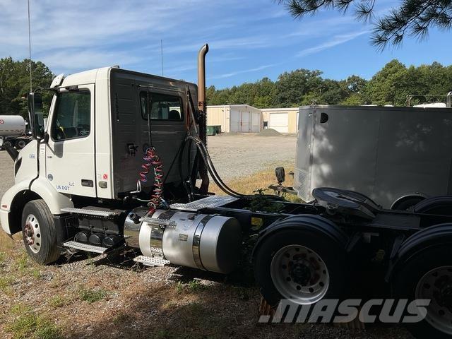 Volvo VNR 曳引機組件