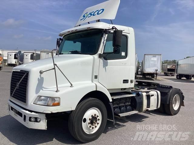 Volvo VNR42T 曳引機組件