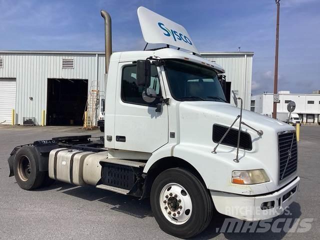 Volvo VNR42T 曳引機組件