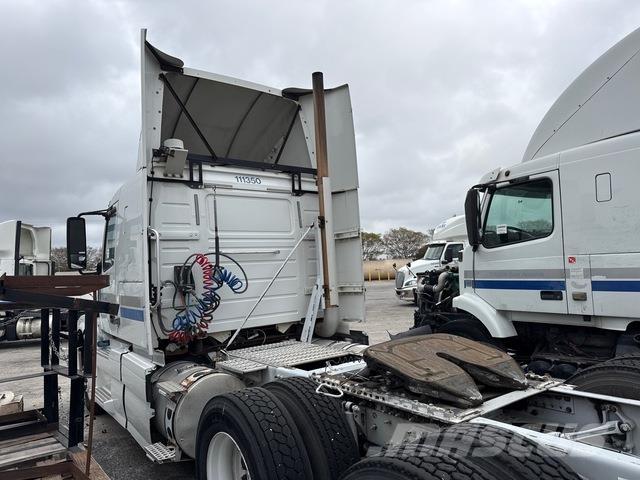 Volvo VNR64T 曳引機組件