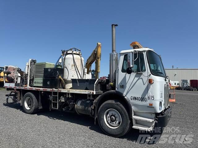 Volvo WX42 都市/通用型車輛