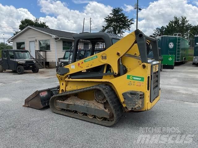 Wacker ST31 滑移轉向裝載機